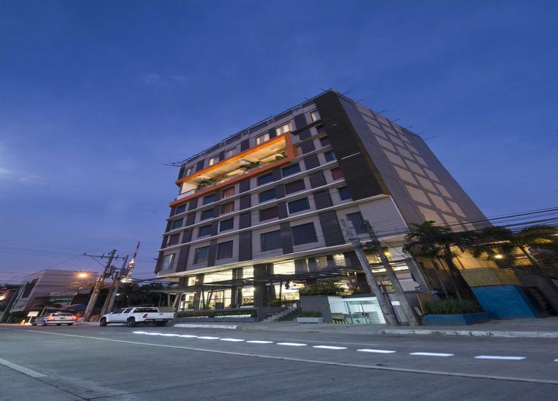 Hive Hotel Quezon City Exteriör bild